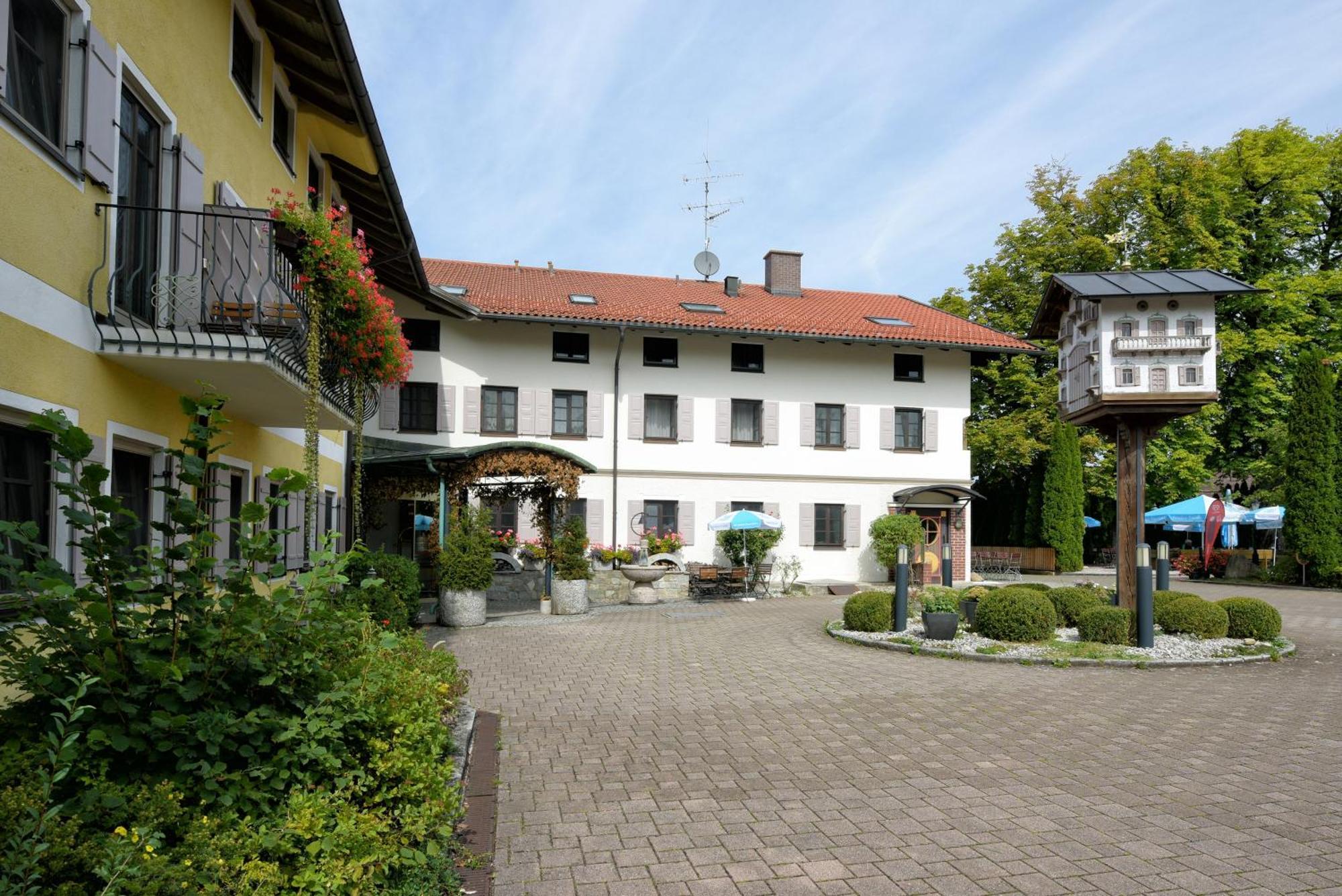 Hotel Neuwirt Sauerlach Dış mekan fotoğraf